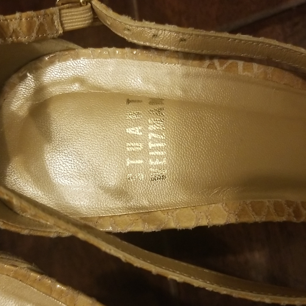 Stuart Weitzman open toe high heel shoes. Beige/Snakeskin - Picture 2 of 3